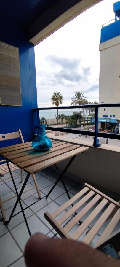 Frente Al Mar Apartment Malaga Exterior photo